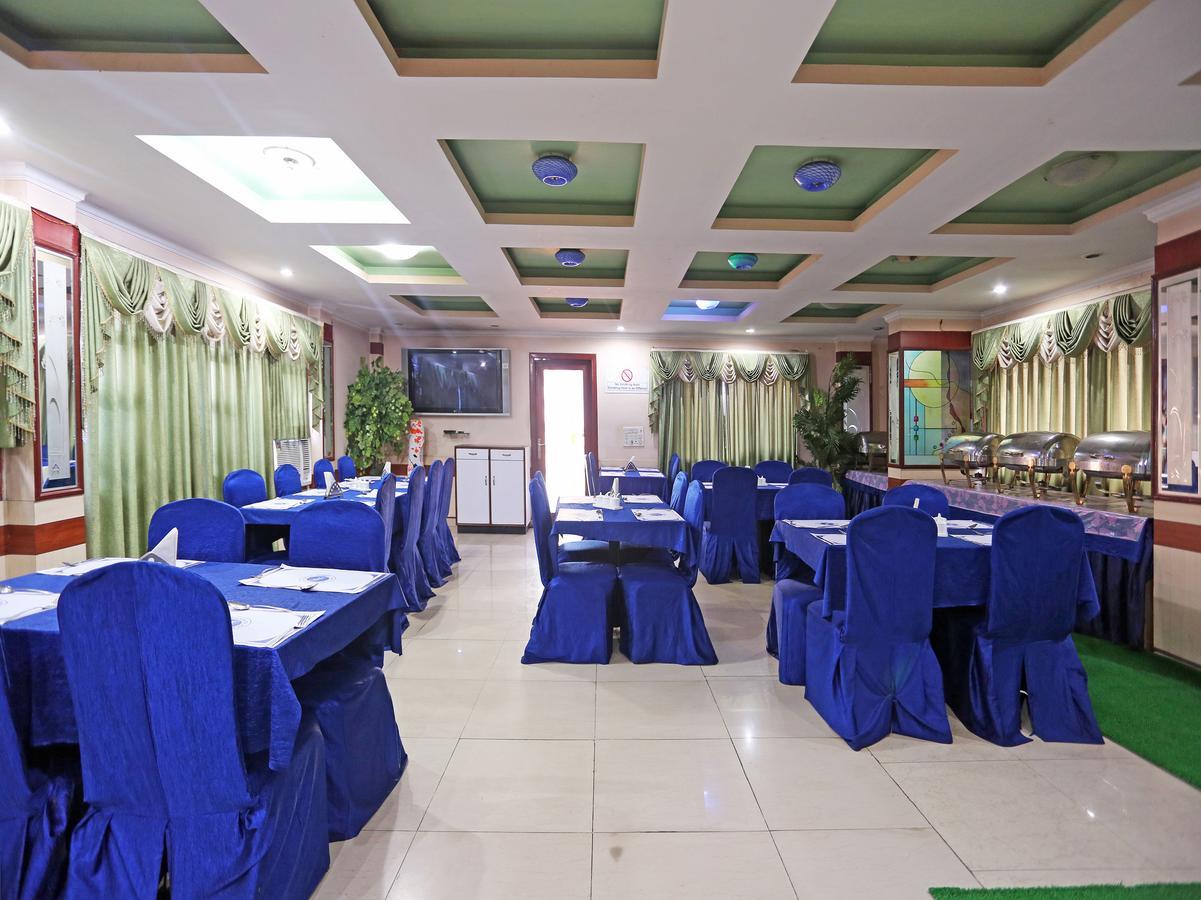 Oyo 7786 Hotel Monsoon Palace Guwahati Esterno foto