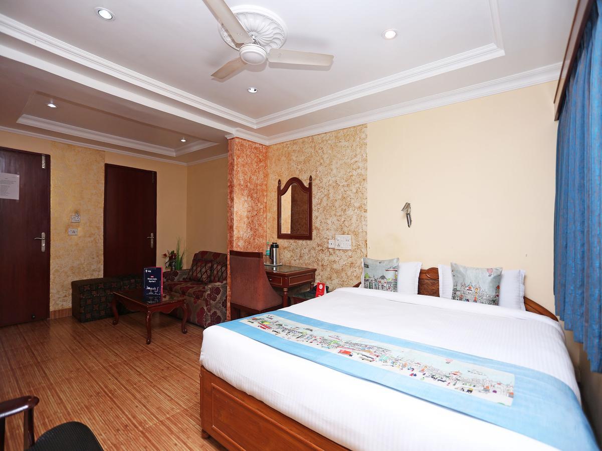 Oyo 7786 Hotel Monsoon Palace Guwahati Esterno foto